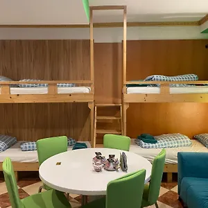 Viktoria Artur Hostel Vídeň
